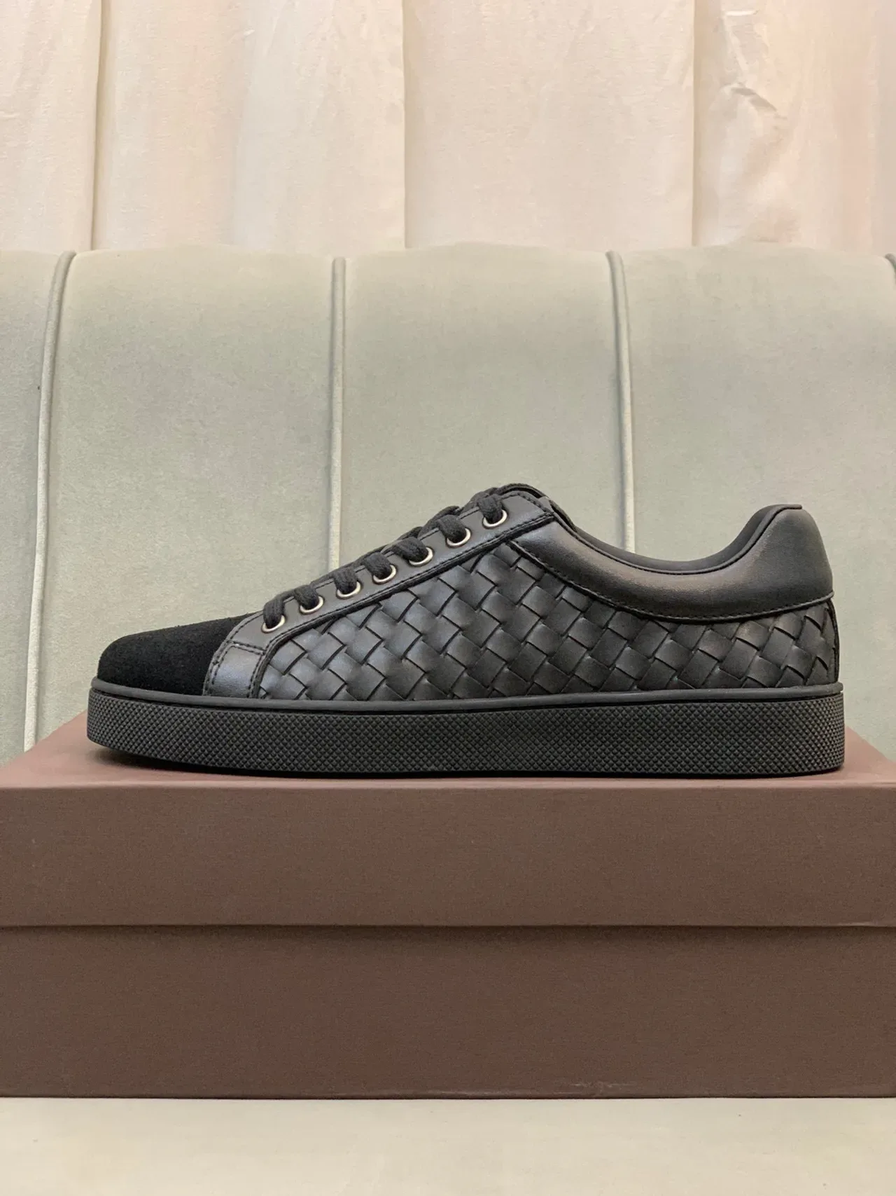 Bottega Veneta Cassette أسود Intrecciato جلد منسوج أسلوب حياة حذاء رياضي 6