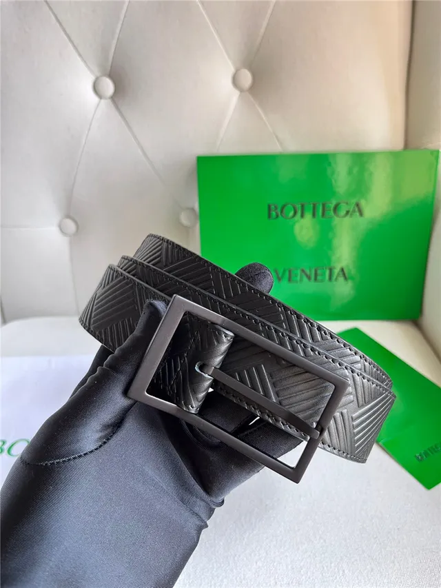 Bottega Veneta সবুজ রূপালী এমবসড জ্যোমেট্রিক ইন্ট্রেচিয়াতো প্যাটার্ন আয়তাকার বাকেল লেদার বেল্ট 20