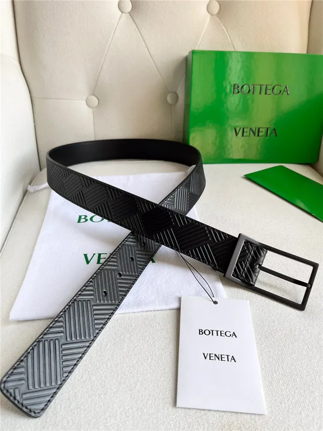 Bottega Veneta সবুজ রূপালী এমবসড জ্যোমেট্রিক ইন্ট্রেচিয়াতো প্যাটার্ন আয়তাকার বাকেল লেদার বেল্ট 24