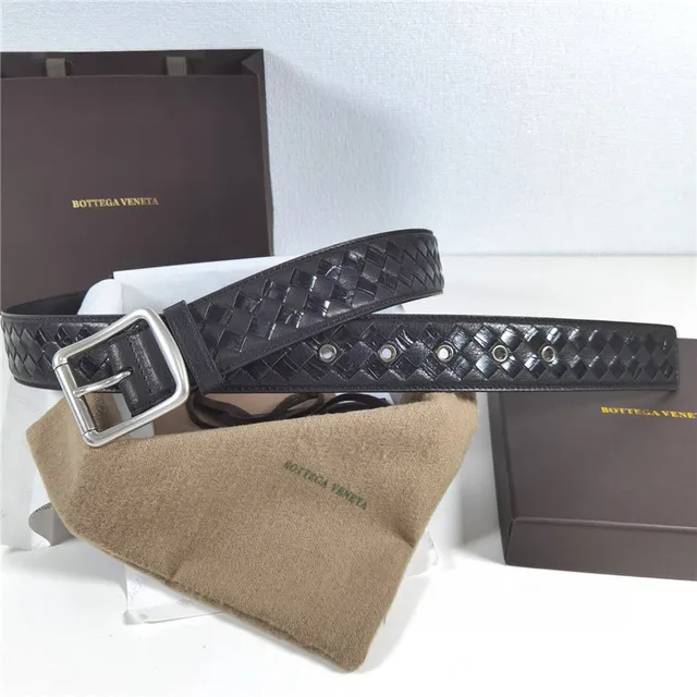 Bottega Veneta Intrecciato Woven Cinturón de cuero negro 8