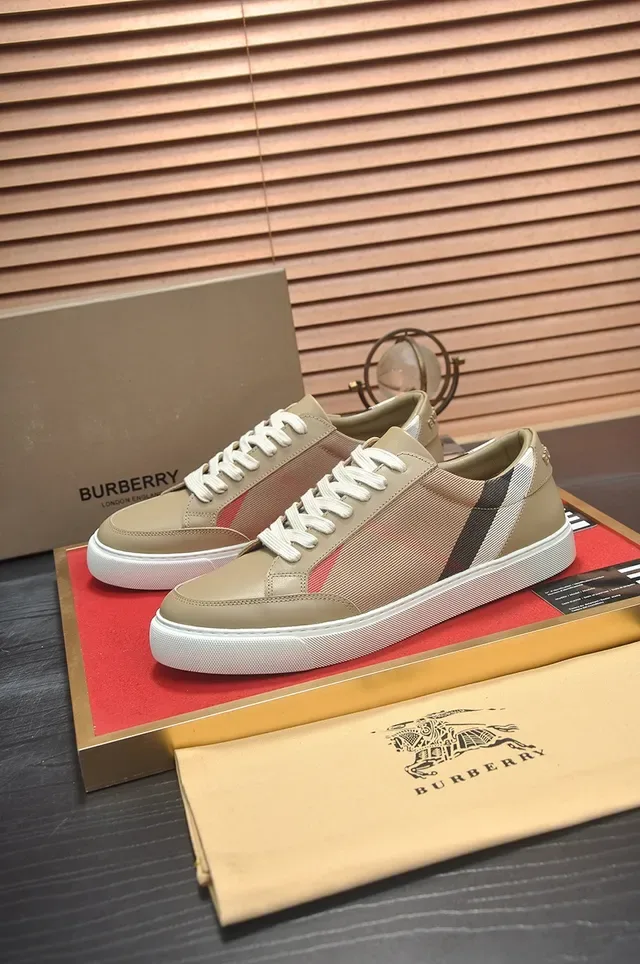 Burberry Beige Multicolor Low-Top Textile-and-Leather Upper Lifestyle Sneakers 4
