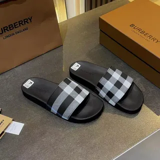 Burberry correa a cuadros zapatillas negras