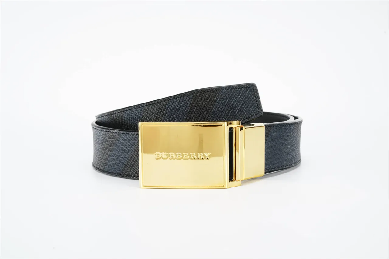 Burberry Knight Cinto de couro preto dourado com fivela retangular texturizada 4