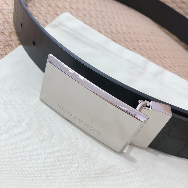 Burberry Knight cinto de couro preto 7