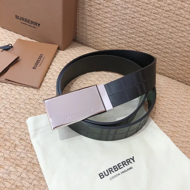 Burberry Knight cinto de couro preto 8
