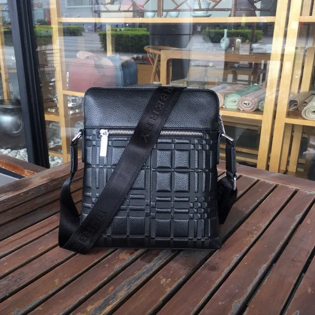 Burberry Knight Negro acolchado cuadrícula bolso cruzado 8