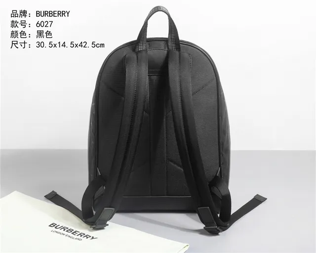 Burberry Knight sac à dos casual monogram tonal noir 4