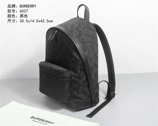Burberry Knight sac à dos casual monogram tonal noir 9