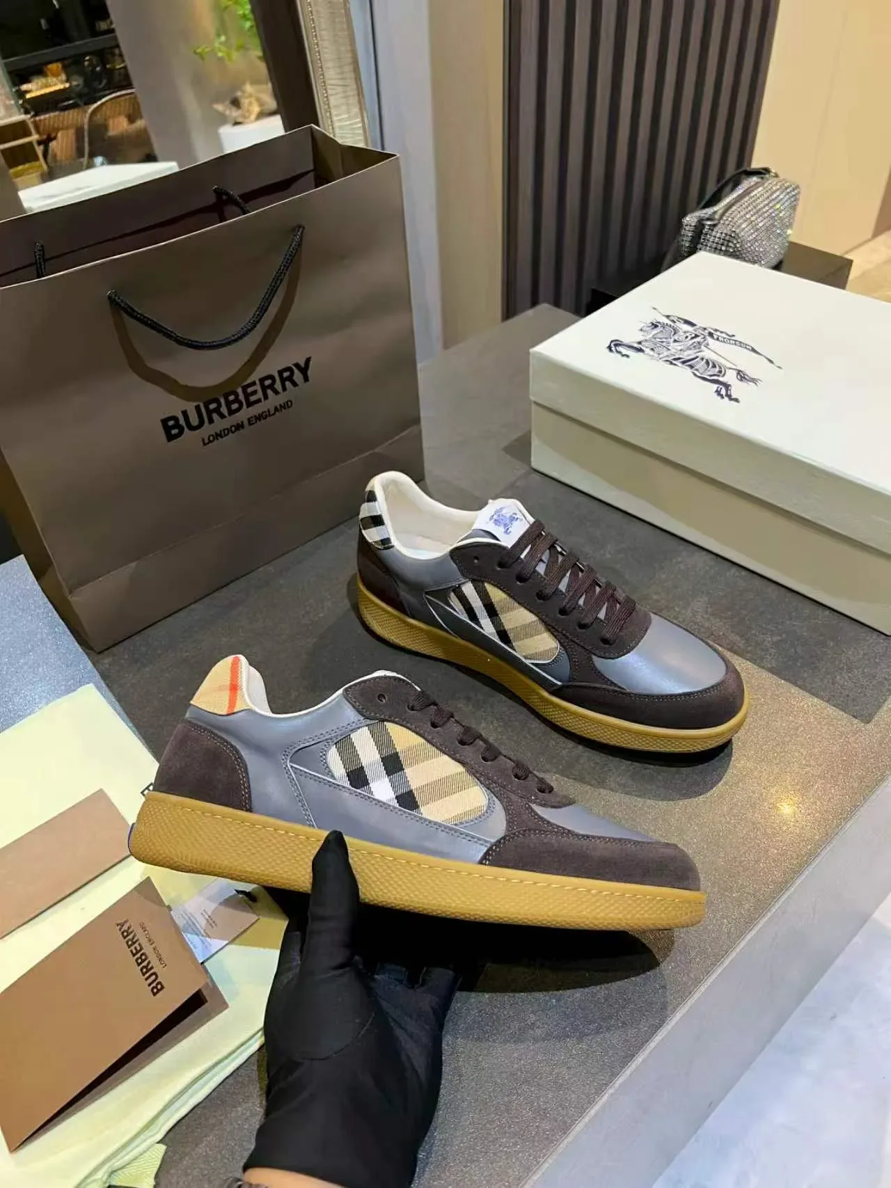 Burberry Knight Brown Beige Panelled Mixed-Material Upper Iconic Check Side Inserts Lifestyle Sneakers 5