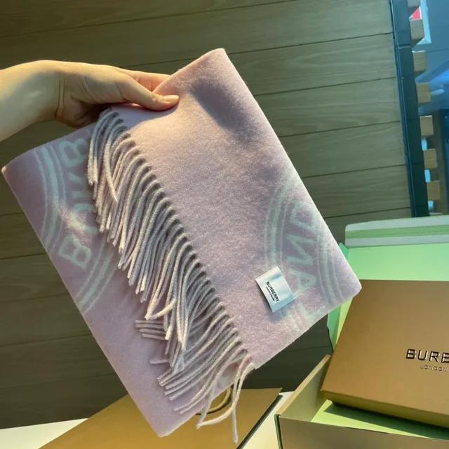 وشاح Burberry مونوغرام وردي بيج مكشكش كشمير وشاح 5