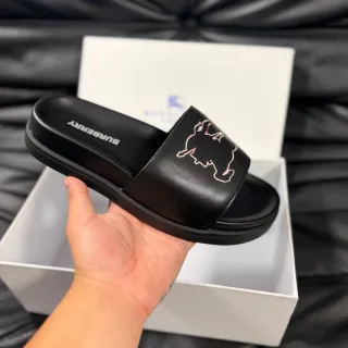 Burberry Slide Noir Blanc Cuir Semelle plateforme Chaussons