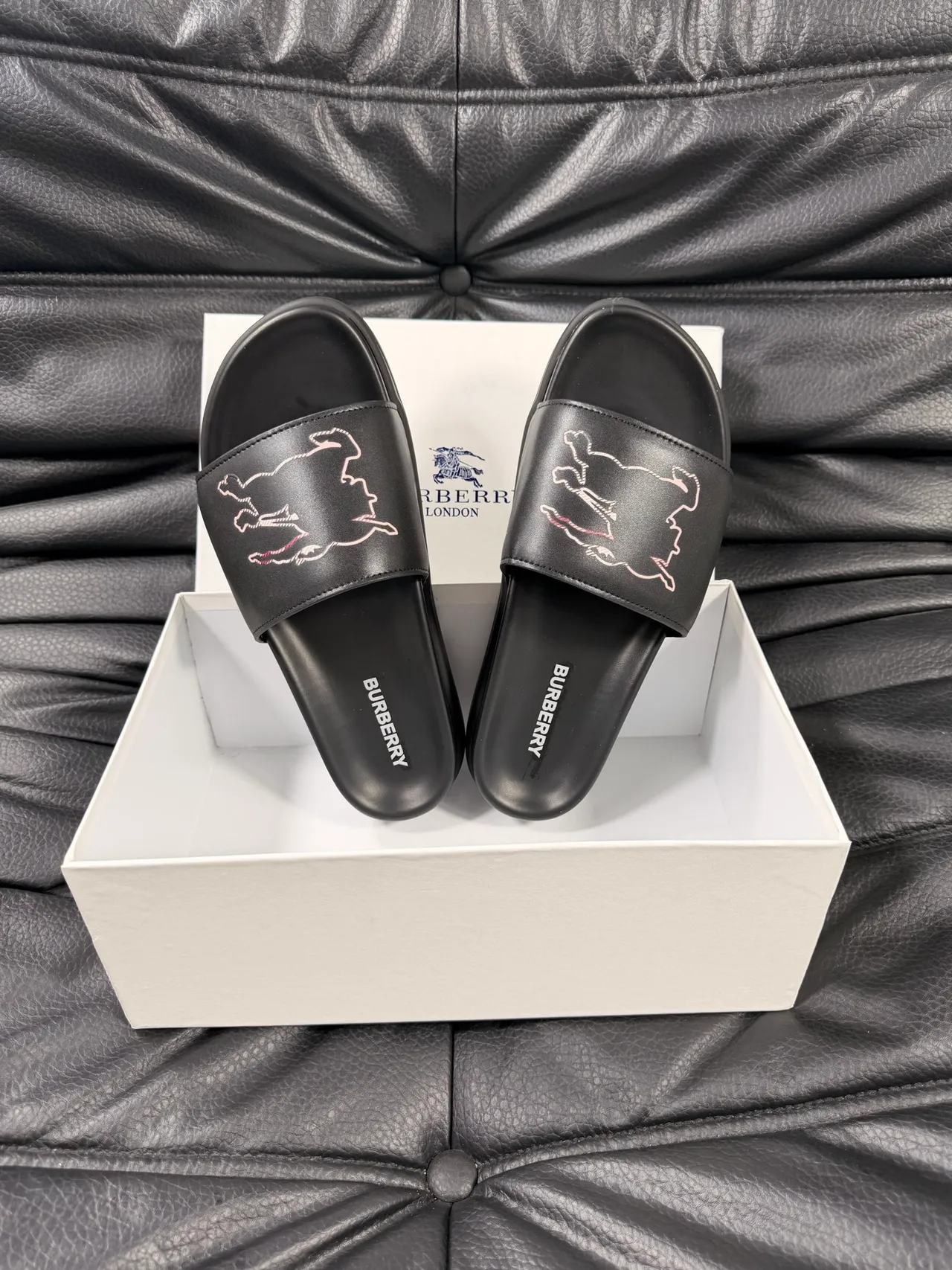 Burberry Slide কালো সাদা চামড়া প্ল্যাটফর্ম সোল স্লিপার্স 4