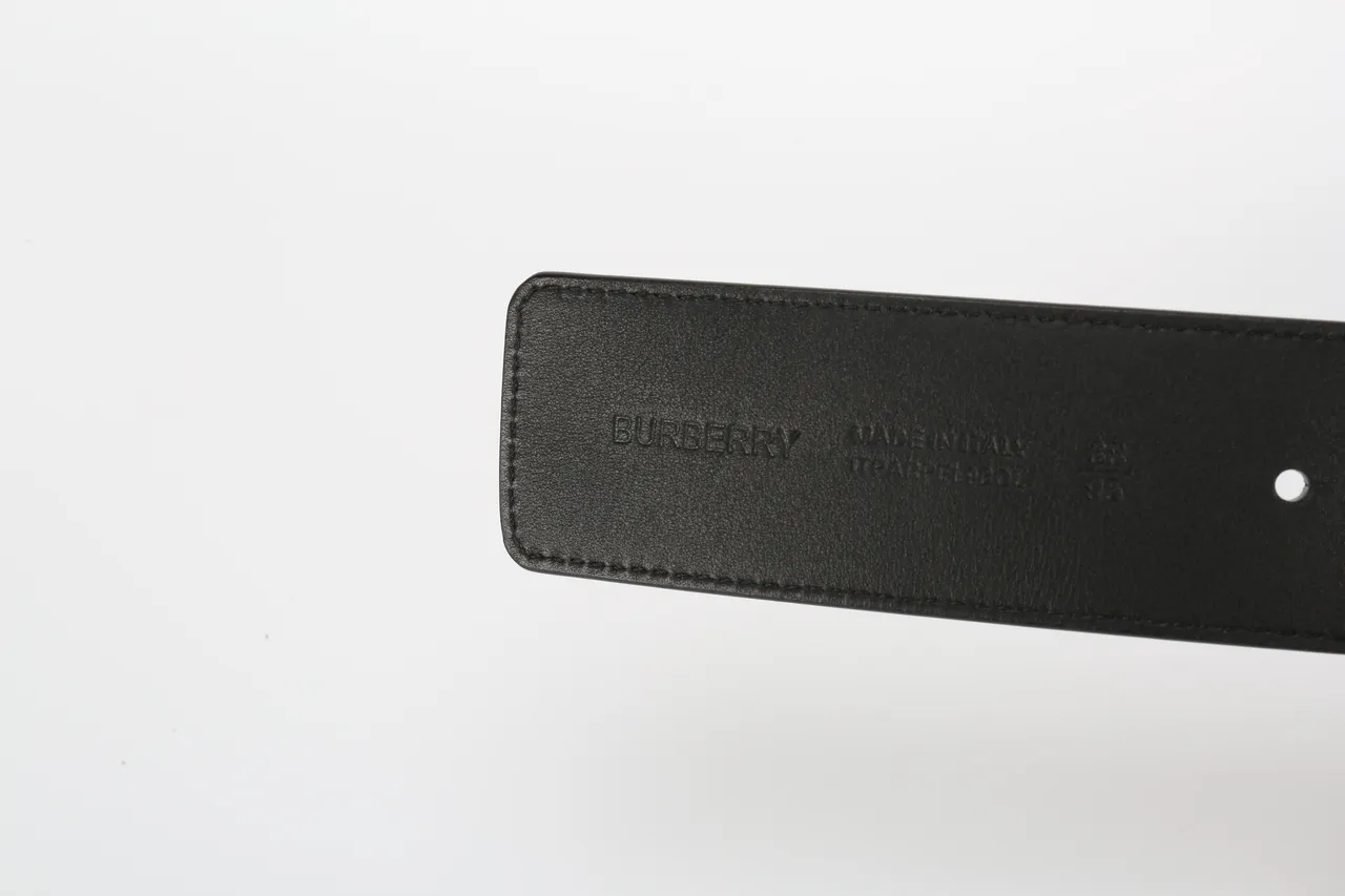 Burberry TB Belt Cinto de couro bege xadrez tom dourado 7