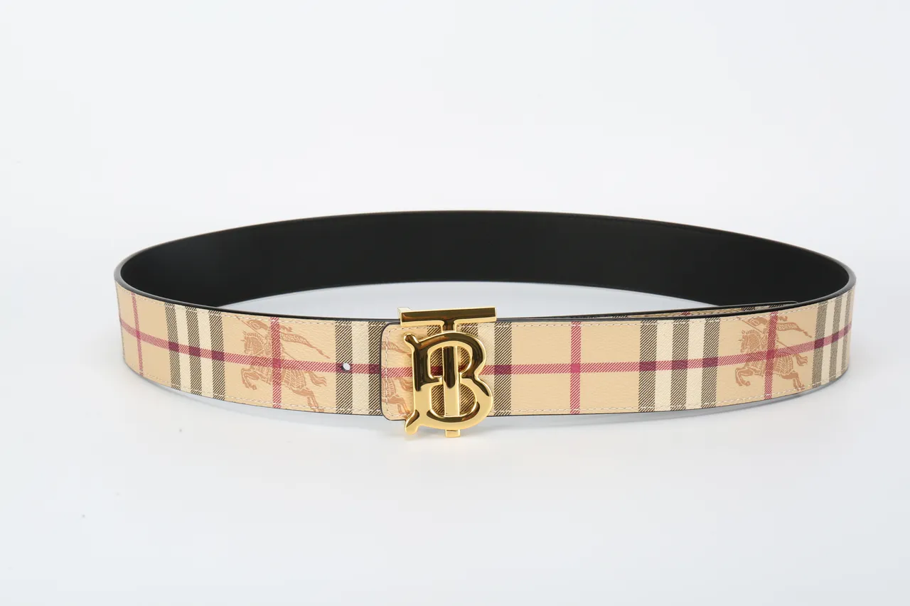 Burberry TB Belt Cinto de couro bege xadrez tom dourado 9
