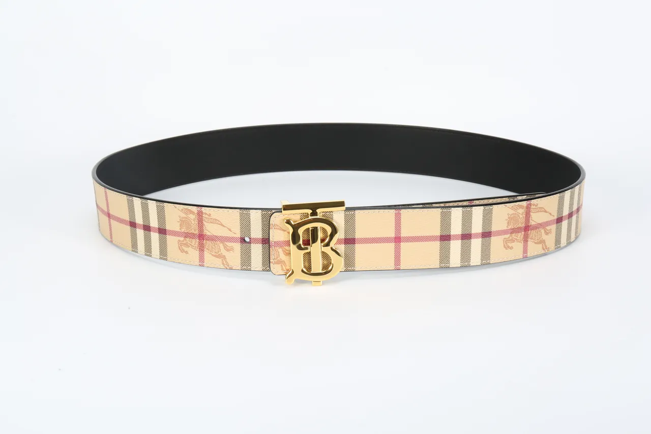 Burberry TB Belt Cinto de couro bege xadrez tom dourado 10