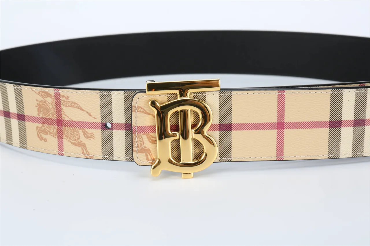 Burberry TB Belt Cinto de couro bege xadrez tom dourado 18