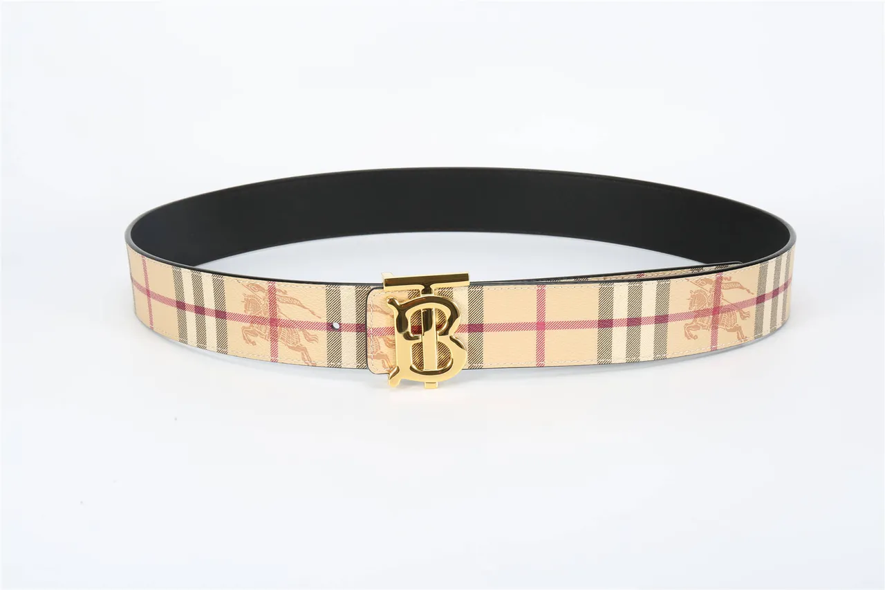 Burberry TB Belt Cinto de couro bege xadrez tom dourado 20