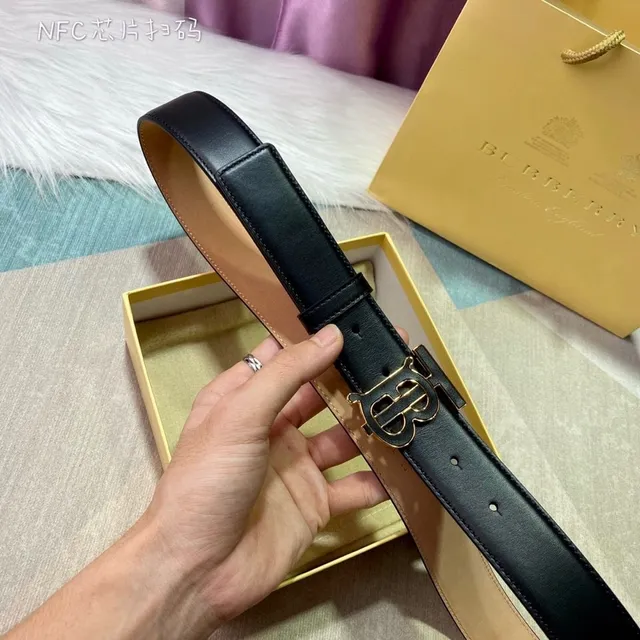 Burberry TB Belt Black Gold Smooth Monogram Buckle Leather Belt 8