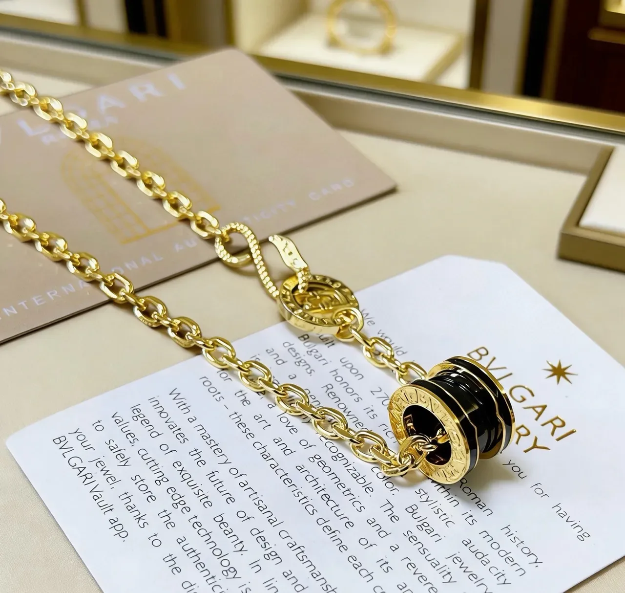 Bvlgari B.zero1 黑色陶瓷金链项链 7