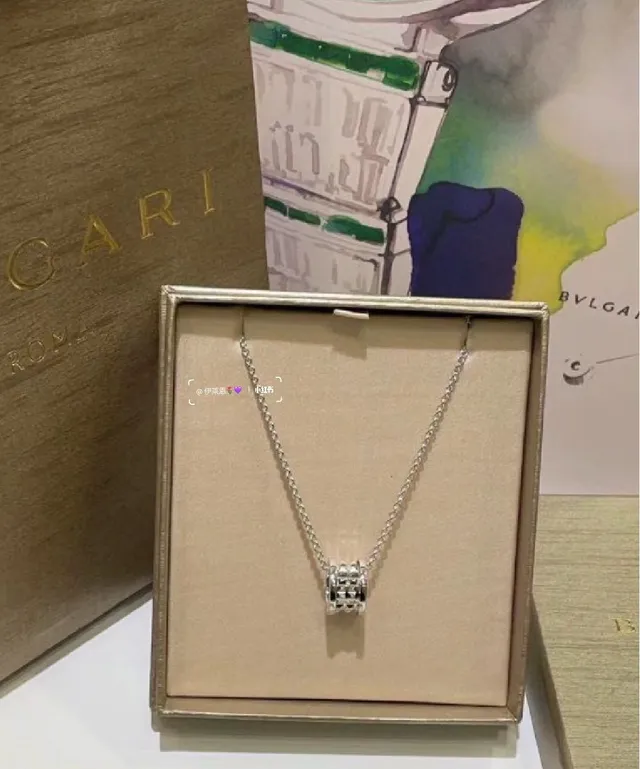 Bvlgari B.zero1 Rock Silver Tubogas-Inspired 圆柱形吊坠 多环堆叠构造项链 6
