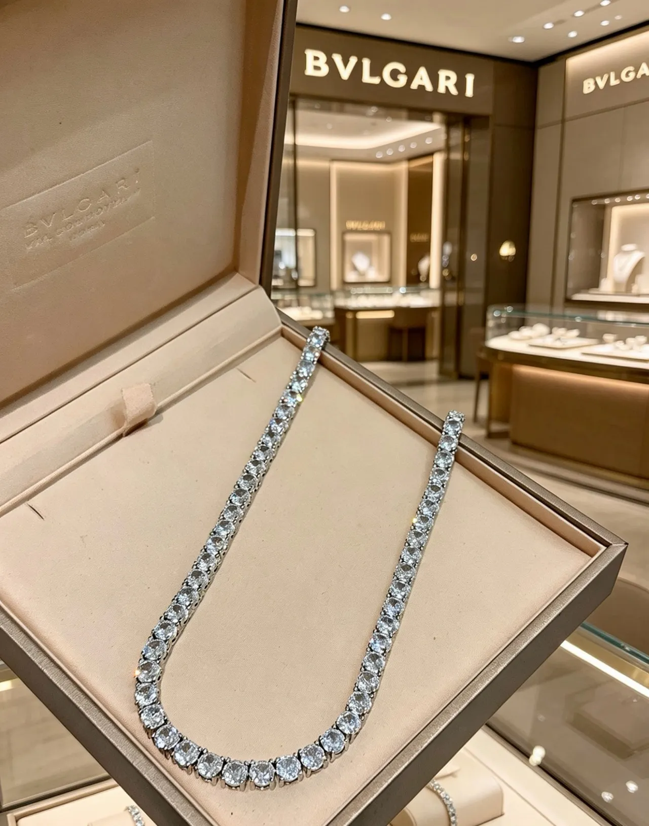 Bvlgari 双排镶钻项链 2