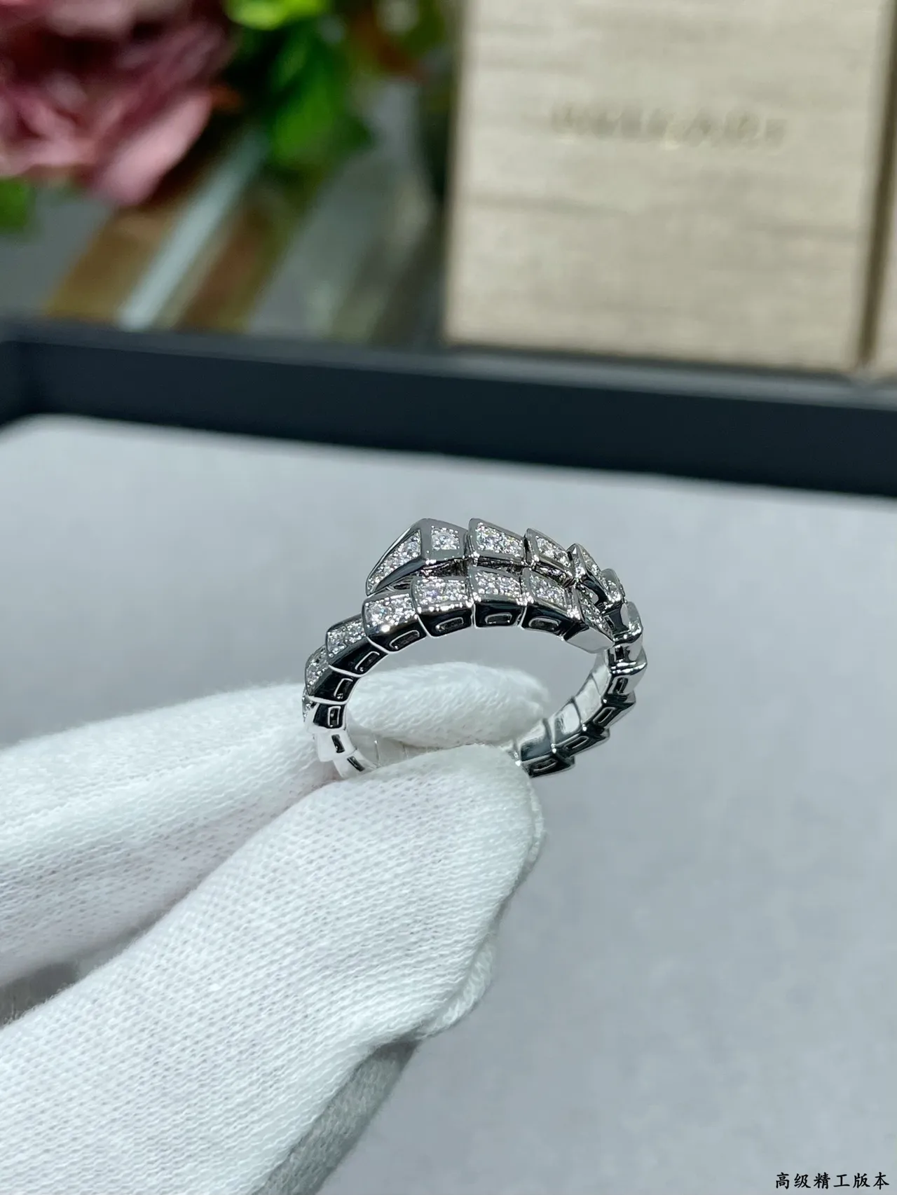 Bvlgari Serpenti Viper Plata Oro Articulado Serpentina Pavé-Set Diamantes Anillo 7