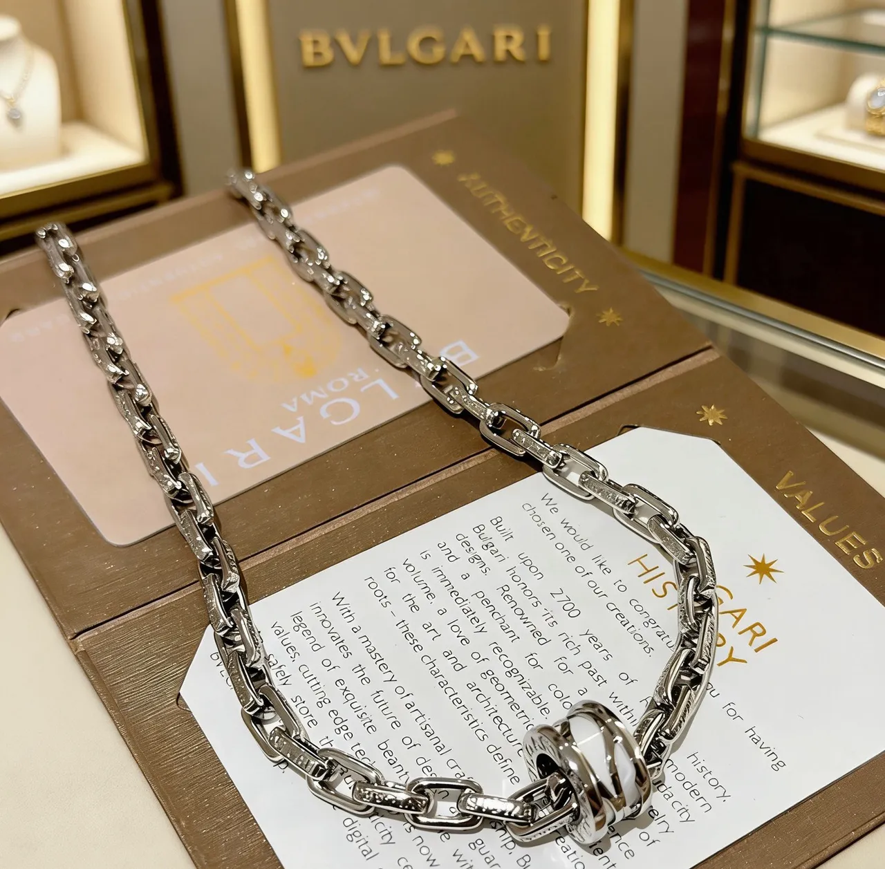 Bvlgari Argent Blanc Pendentif Interlocking Triple-Ring Diamants Pavé Chaîne Collier 4