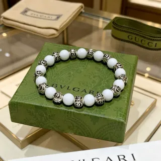 Bvlgari सफेद चांदी बीडेड गोलीदार पत्थर कंगन