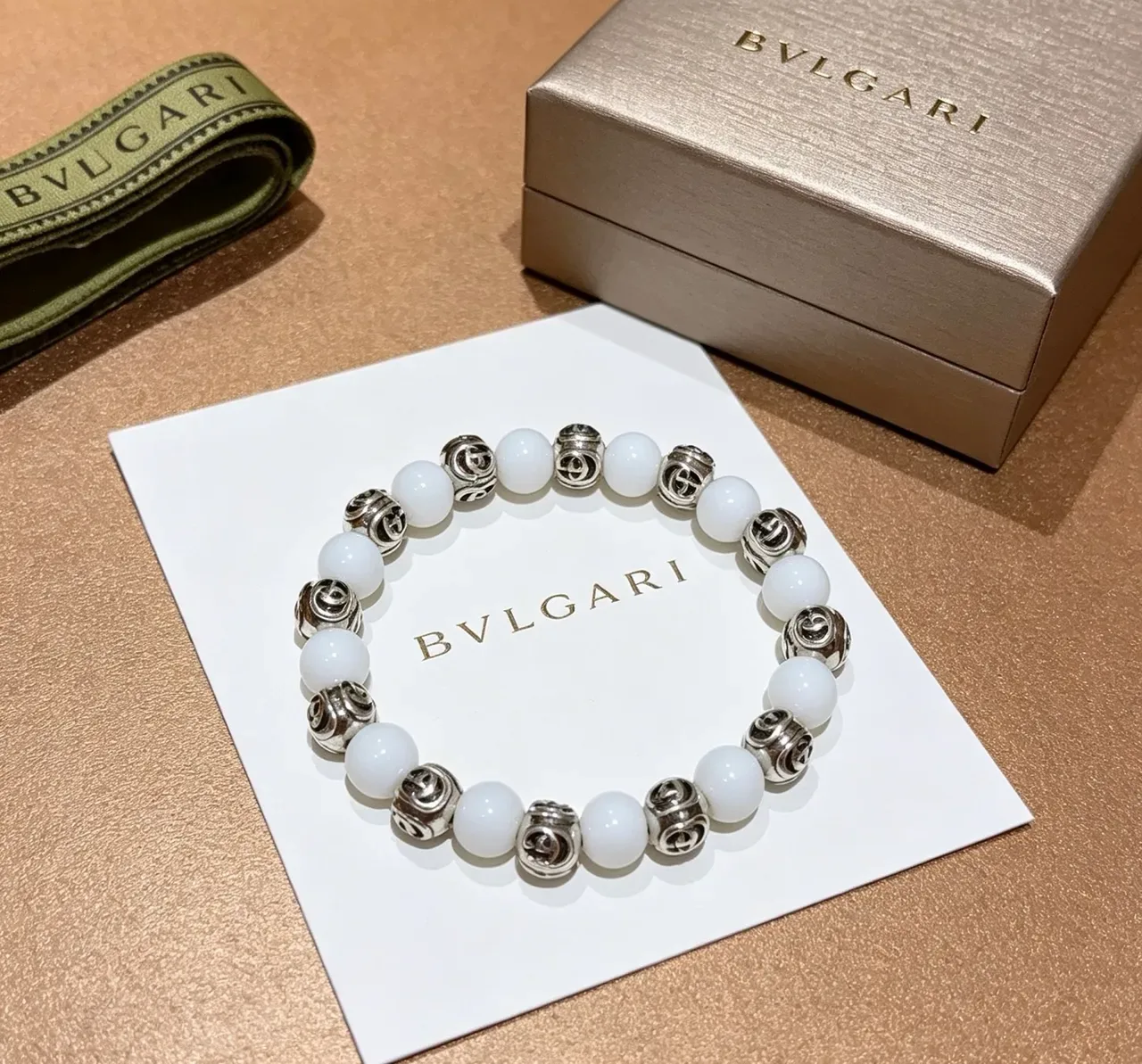 Bvlgari सफेद चांदी बीडेड गोलीदार पत्थर कंगन 6
