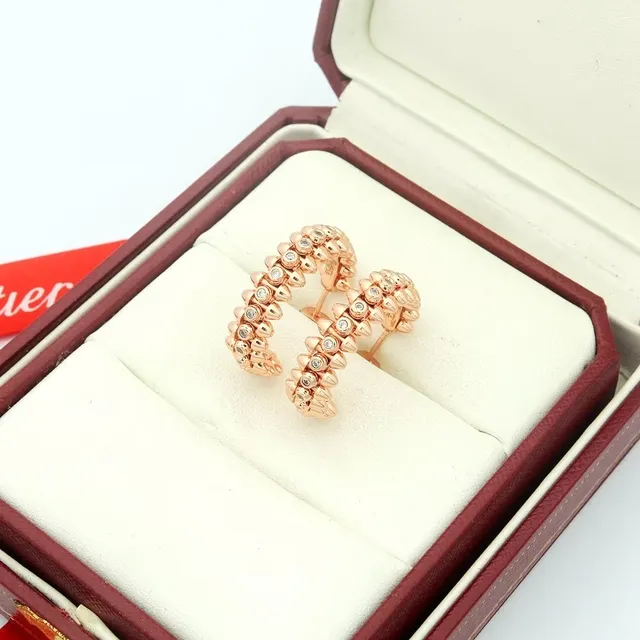 Cartier أقراط ذهب فضة بإعداد جواهر مرصعة وخرز 6