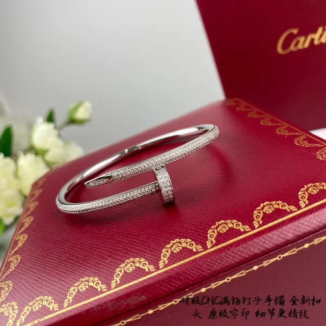 Cartier Juste un Clou باڤيه دايموند سوار 4
