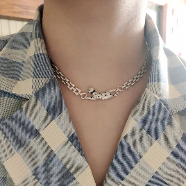 Cartier Panthère Diamond and Onyx Panther Bracelet 9
