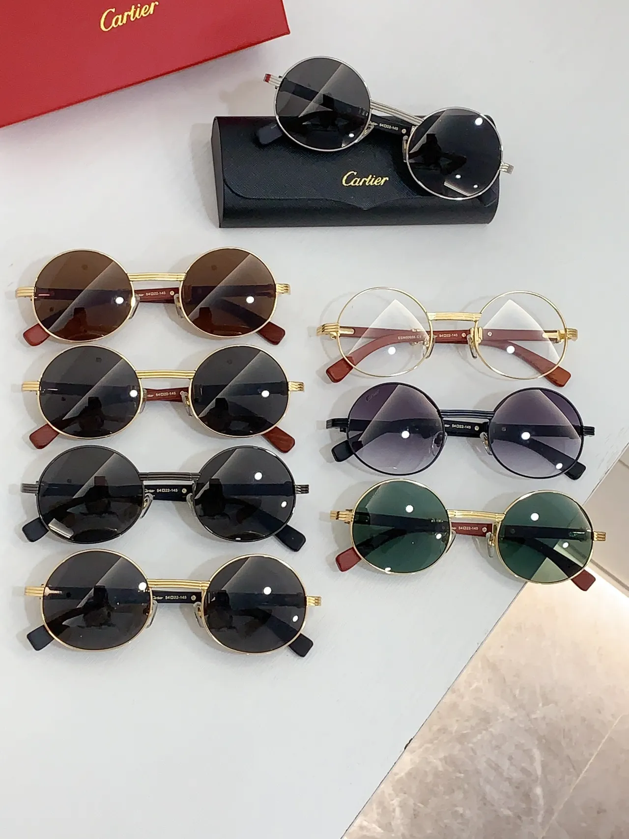 Cartier Óculos de Sol Redondos de Acetato em Ouro e Marrom 2