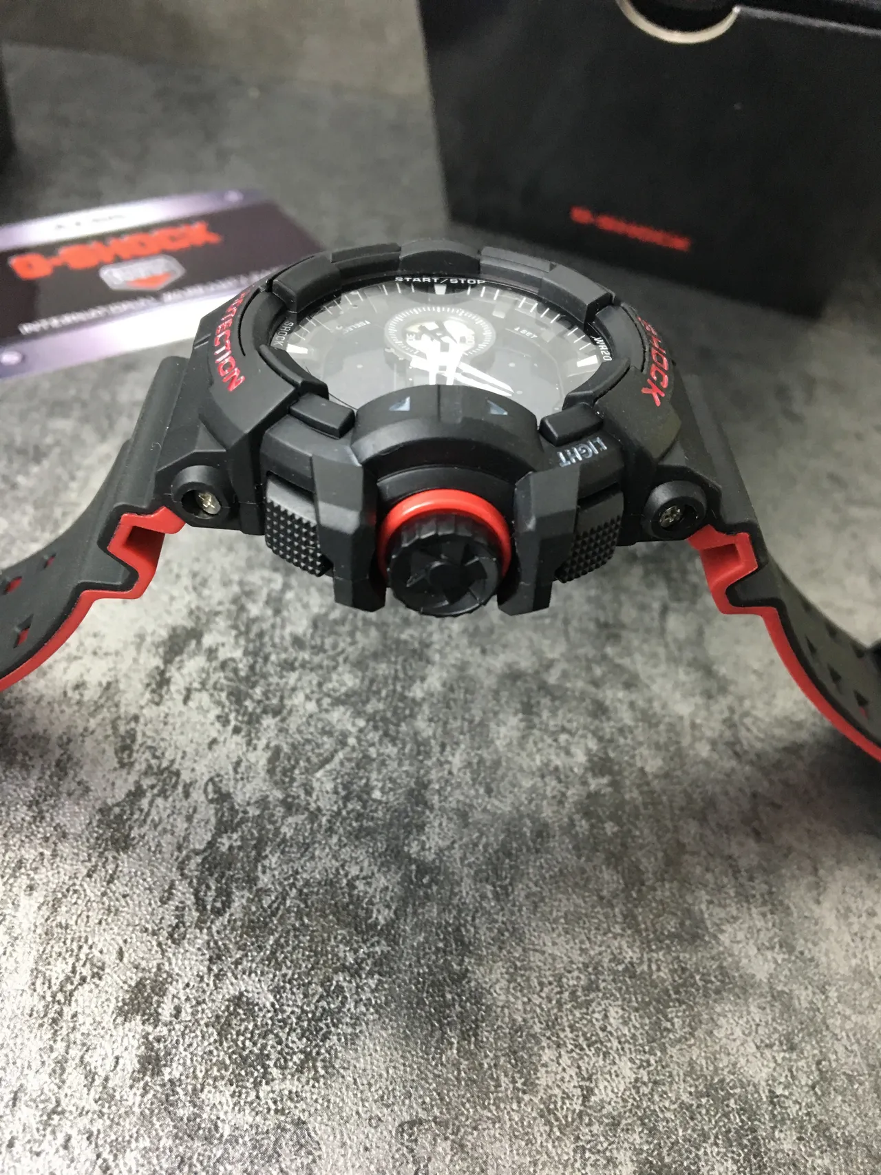 कासियो G-Shock GA-100 काला और लाल मजबूत एनालॉग-डिजिटल स्पोर्ट्स वॉच 6