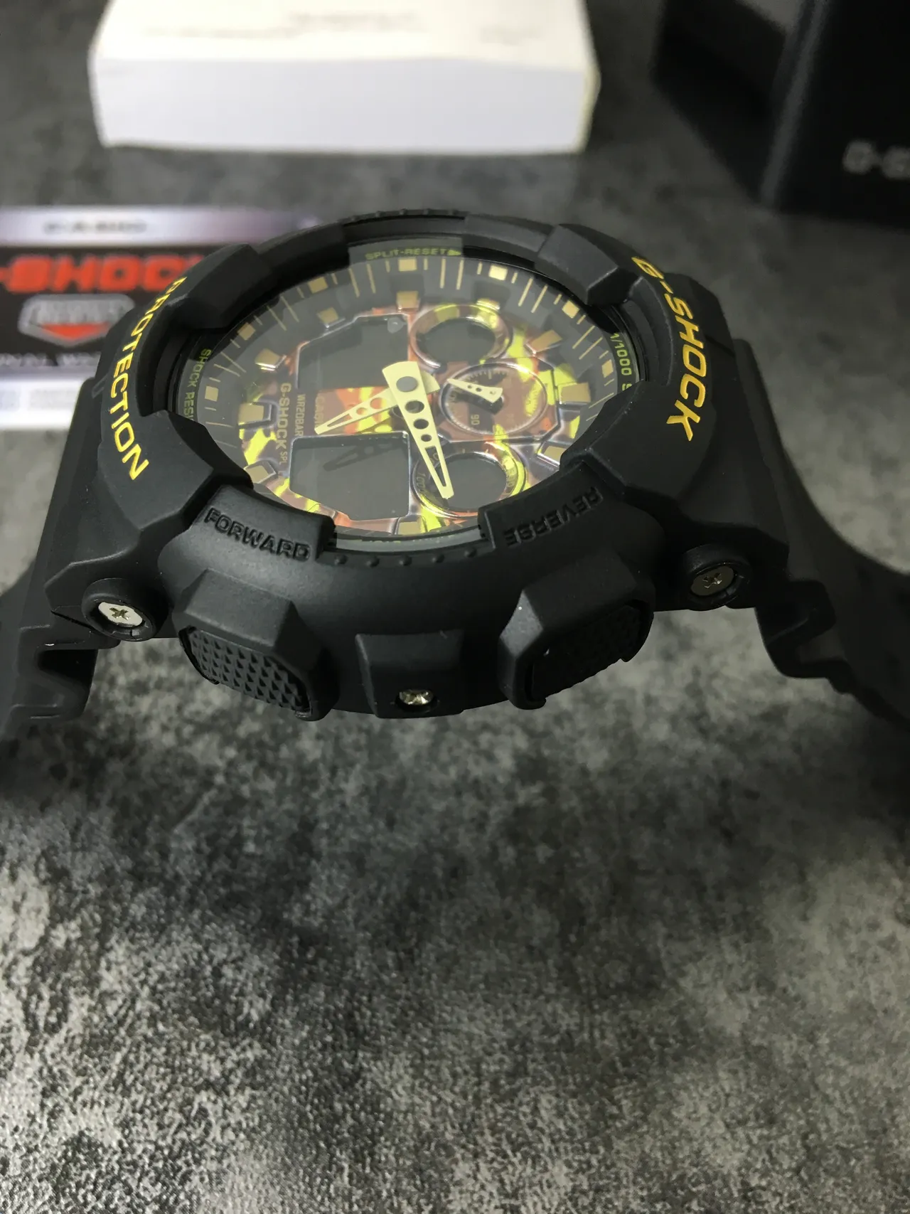 Casio G-Shock GA-100 Preto e Amarelo Relógio Esportivo 4