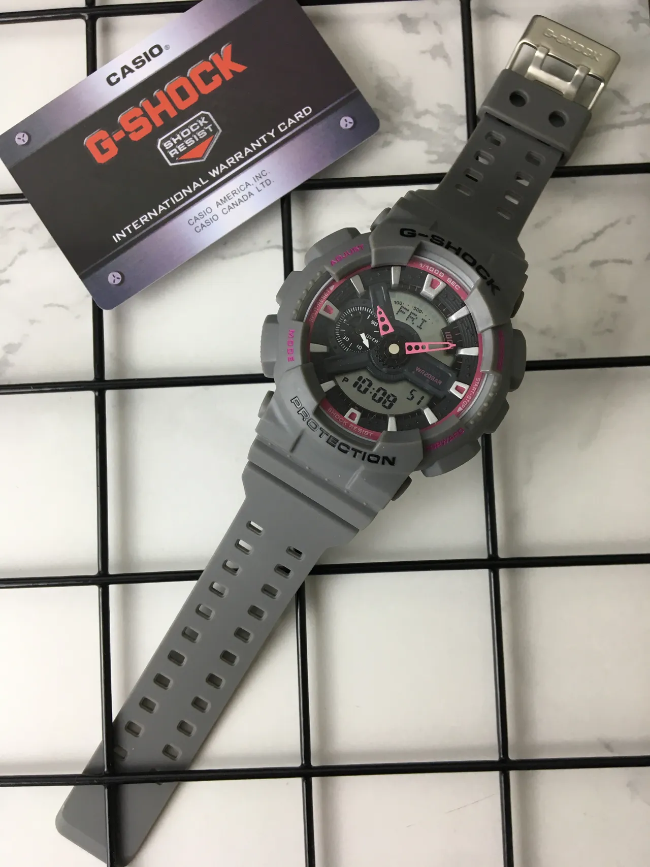 Casio G-Shock GA-100 رمادي و وردي ساعة رياضية 6