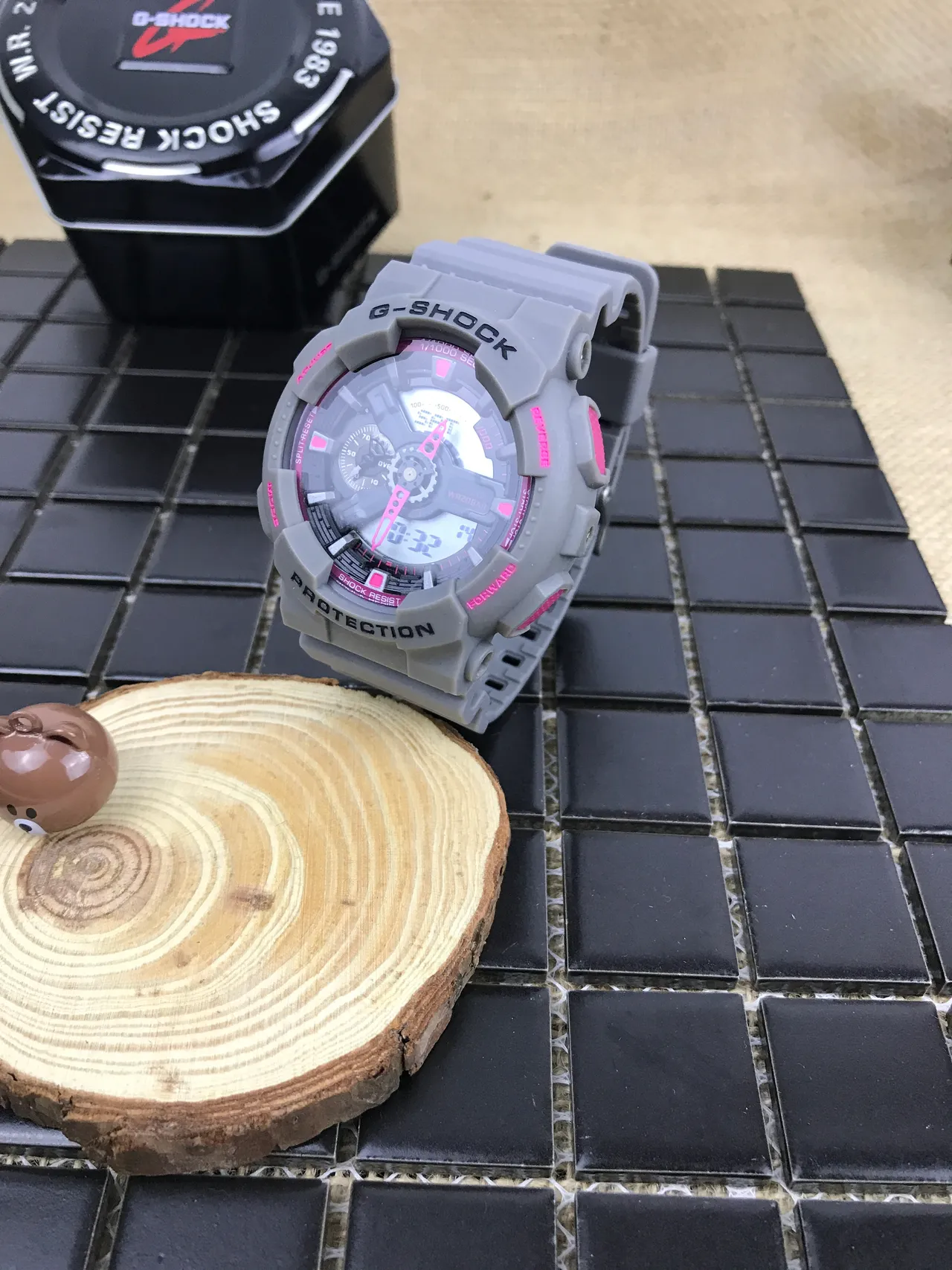 Casio G-Shock GA-100 رمادي و وردي ساعة رياضية 16