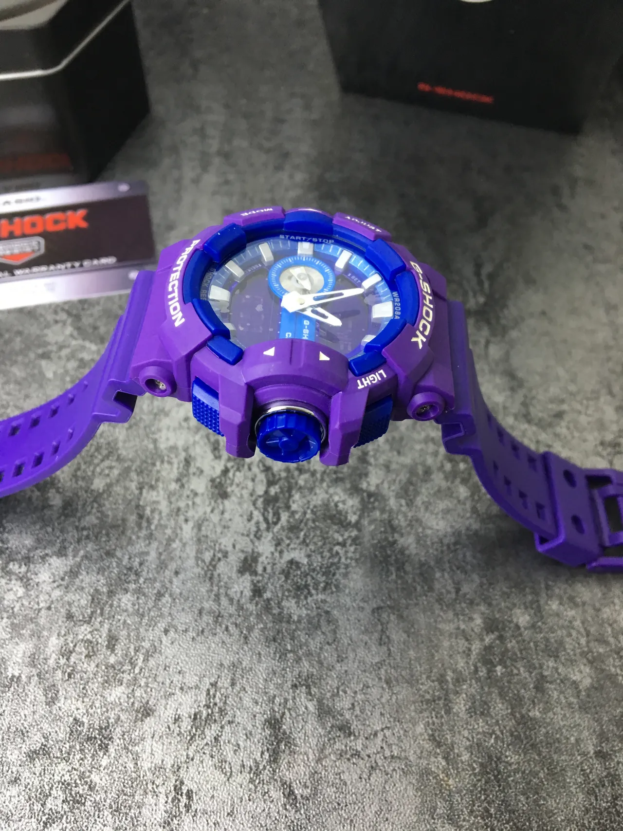 Casio G-Shock GA-100 violette robuste montre de sport 6