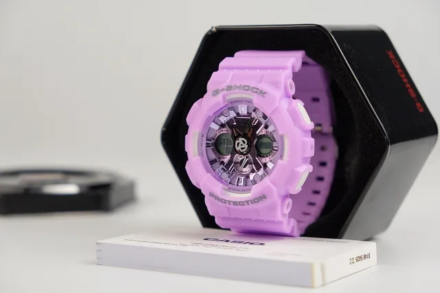 Casio G-Shock GA-110 लेवेंडर रेजिन एनालॉग-डिजिटल स्पोर्ट्स वॉच 3