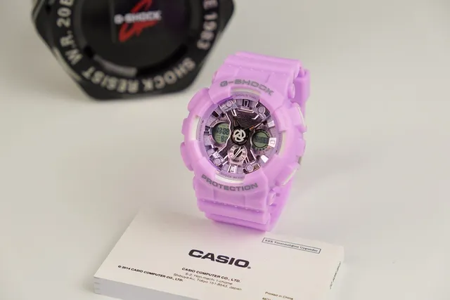 Casio G-Shock GA-110 लेवेंडर रेजिन एनालॉग-डिजिटल स्पोर्ट्स वॉच 5