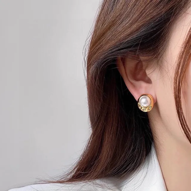 Celine Boucles d'Oreilles Perles Ovales Dorées 4
