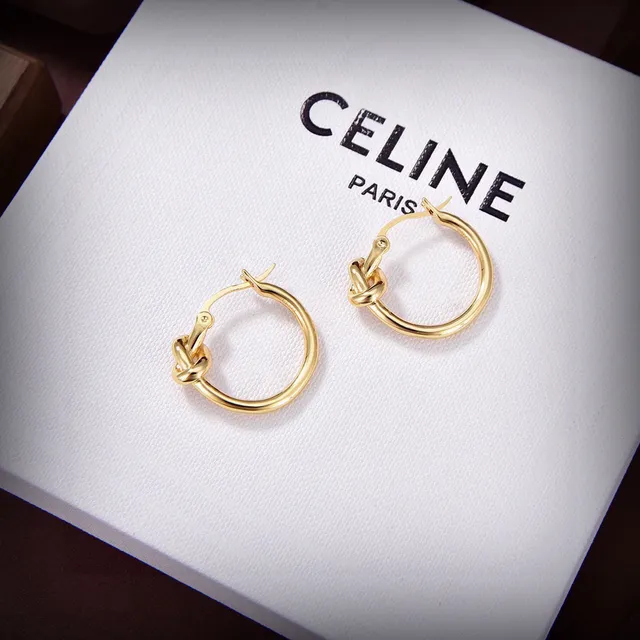 Celine নট ডিটেল হুপ সোনার কানের দুল 4