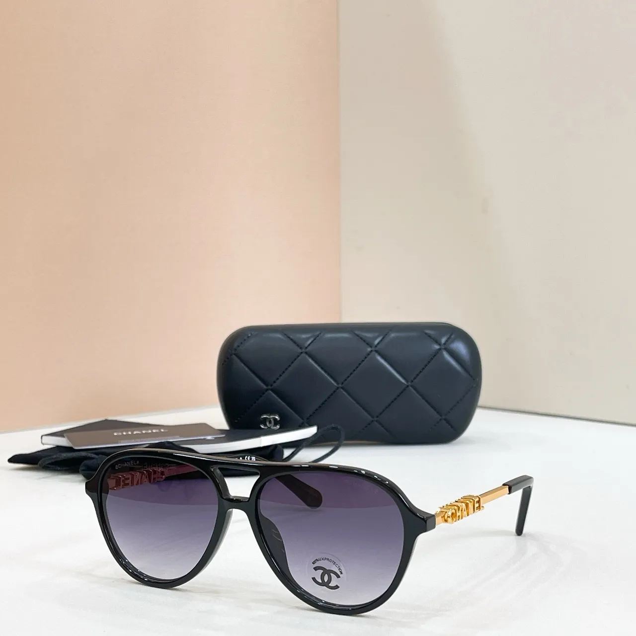 Chanel Aviator Noir Or Silhouette Double Pont Lunettes de Soleil 2