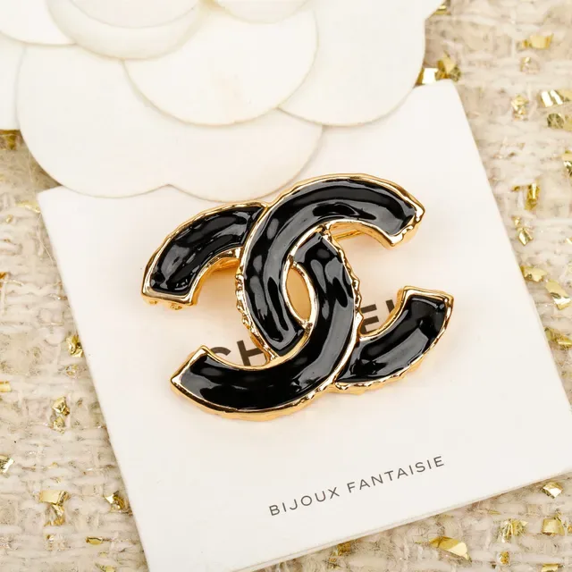 Chanel CC Logo Black Pink Enamel Gold-Tone Metal Earrings 4