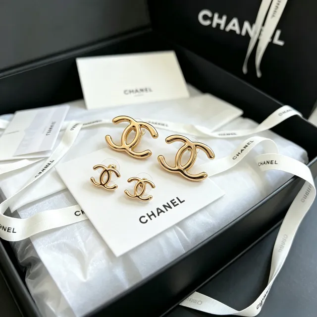 Chanel CC Logo Gold-Tone boucles d'oreilles 4