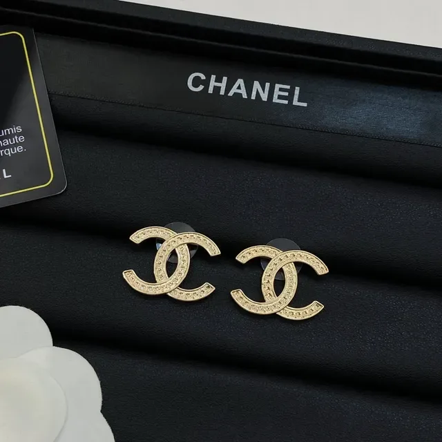 Chanel CC Logo Pavé Crystal Stud Earrings 4