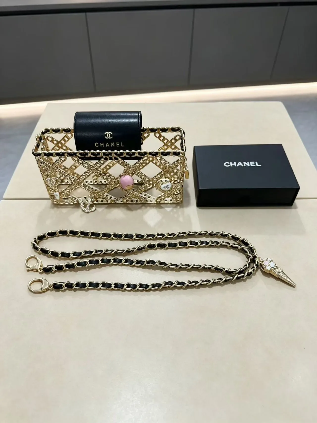Chanel Chain Cage أسود وردي بناء جلد غلاف सلسلة حقيبة 5