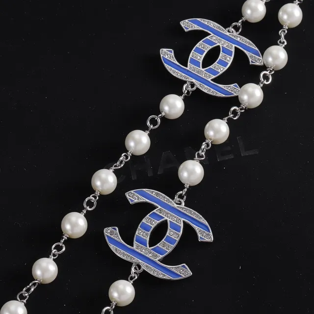 Chanel Colar de pérolas clássico Corrente branca azul esmaltada CC pingante 5