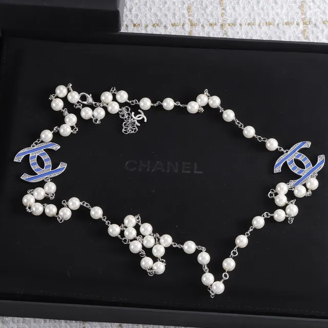 Chanel Colar de pérolas clássico Corrente branca azul esmaltada CC pingante 6