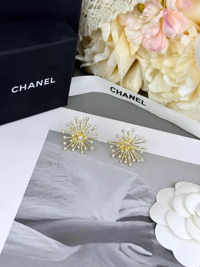 Boucles d'oreilles Chanel Or Transparent Starburst avec Cristaux Embellished 2